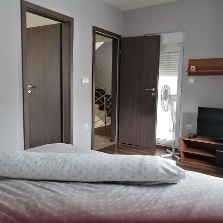 Apartments Lapaz Свети Мартин на Мури Екстериор снимка