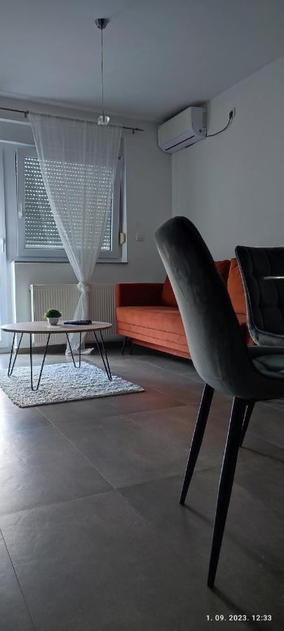 Apartments Lapaz Свети Мартин на Мури Екстериор снимка